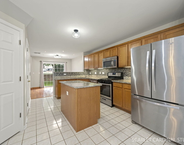 42 Egg Harbour Court - Photo Thumbnail 5