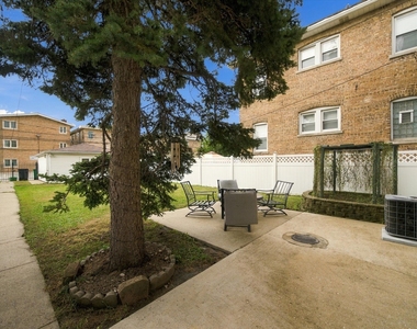 1838 Maple Avenue - Photo Thumbnail 15