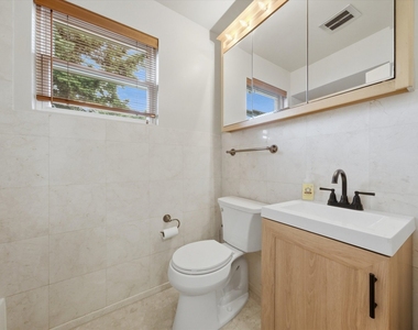1838 Maple Avenue - Photo Thumbnail 6