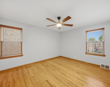 1838 Maple Avenue - Photo Thumbnail 3