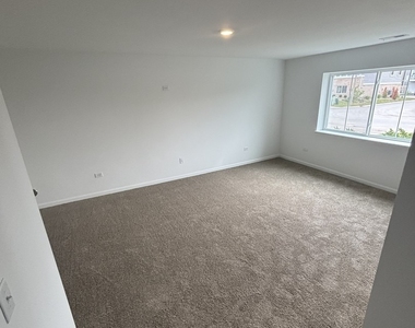 14948 S Mccarthy Circle - Photo Thumbnail 9