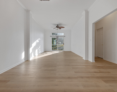 2290 Scott Lane - Photo Thumbnail 7