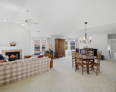326 Satinwood Court N - Photo Thumbnail 2