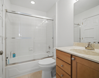 326 Satinwood Court N - Photo Thumbnail 8