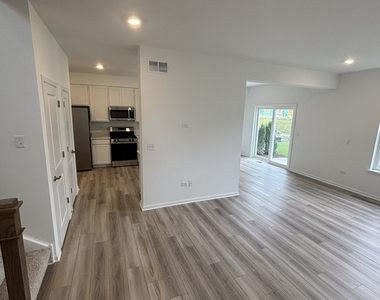 7707 Nightshade Lane - Photo Thumbnail 5