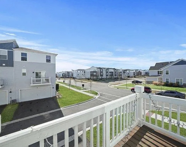 810 Finley Drive - Photo Thumbnail 17