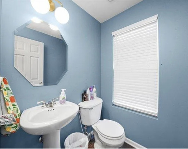 810 Finley Drive - Photo Thumbnail 5