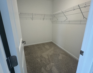 2609 Dundee Drive - Photo Thumbnail 14