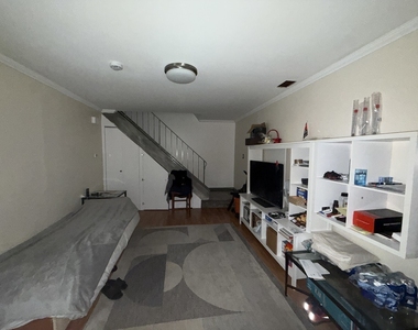 1204 Roth Court - Photo Thumbnail 1