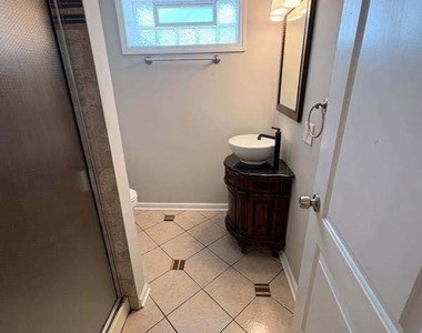 8440 S Winchester Avenue - Photo Thumbnail 6