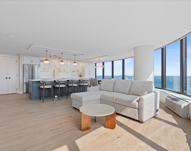 505 N Lake Shore Drive - Photo Thumbnail 7