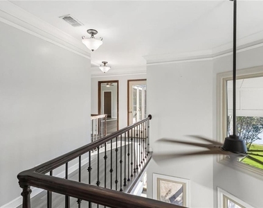 2910 Emerald Drive - Photo Thumbnail 34