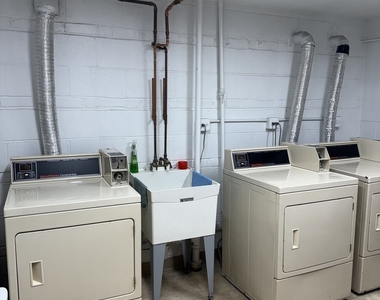 205 W Miner Street - Photo Thumbnail 11