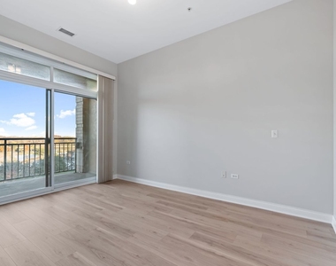 850 Village Center Drive - Photo Thumbnail 17