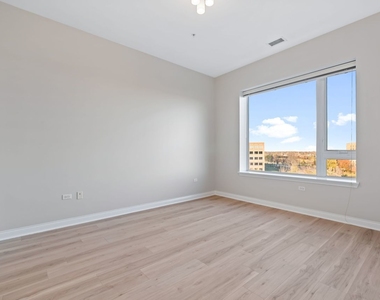850 Village Center Drive - Photo Thumbnail 13