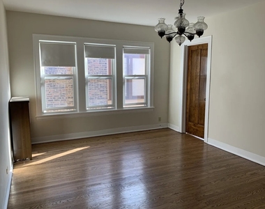 3708 N Whipple Street - Photo Thumbnail 3