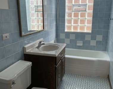 3708 N Whipple Street - Photo Thumbnail 6