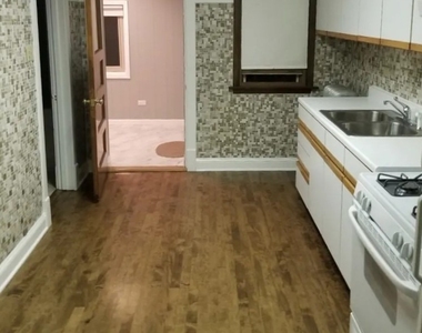 3708 N Whipple Street - Photo Thumbnail 7
