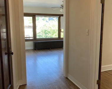 3708 N Whipple Street - Photo Thumbnail 2