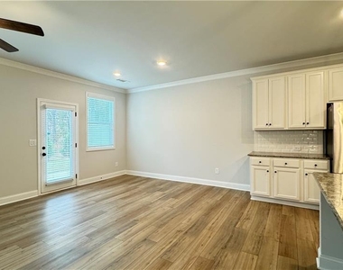 4537 Cypress Park Drive - Photo Thumbnail 9