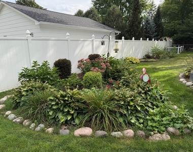 303 Lee Court - Photo Thumbnail 22