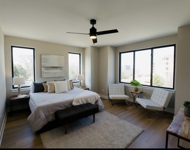 172 Pointe Drive - Photo Thumbnail 5
