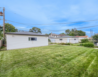 5004 Lee Street - Photo Thumbnail 16