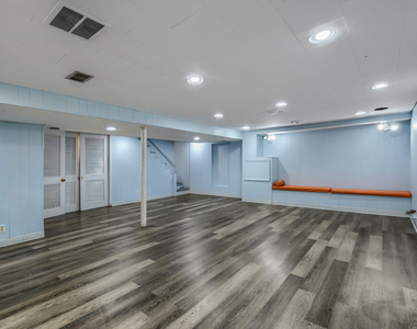 5004 Lee Street - Photo Thumbnail 11