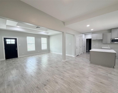 1204 Road 5203 - Photo Thumbnail 4