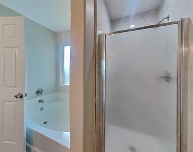 5014 Woodland Meadows Lane - Photo Thumbnail 10