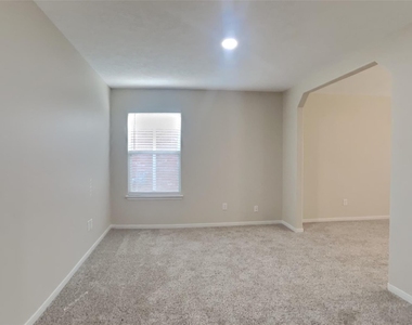 5014 Woodland Meadows Lane - Photo Thumbnail 8