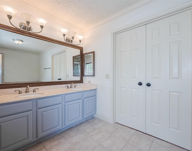 3614 Bee Bayou Lane - Photo Thumbnail 26
