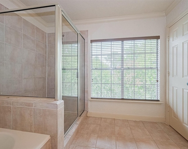 3614 Bee Bayou Lane - Photo Thumbnail 25