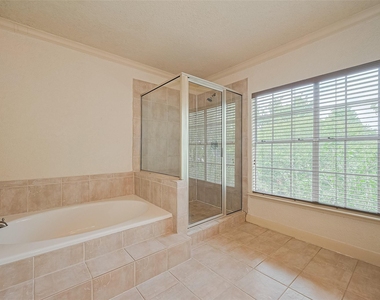 3614 Bee Bayou Lane - Photo Thumbnail 24
