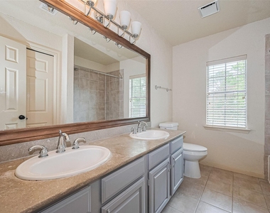 3614 Bee Bayou Lane - Photo Thumbnail 34