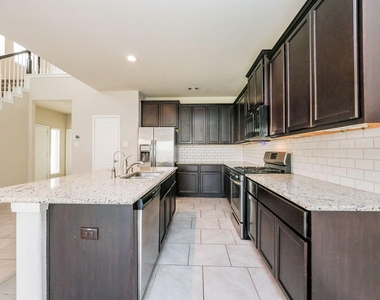 3418 Harvest Meadow Lane - Photo Thumbnail 4