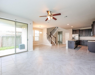 3418 Harvest Meadow Lane - Photo Thumbnail 9