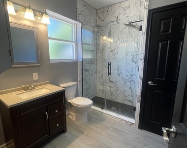 2517 Isabella St Street - Photo Thumbnail 9