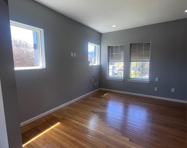 2517 Isabella St Street - Photo Thumbnail 5
