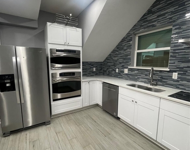 2517 Isabella St Street - Photo Thumbnail 1