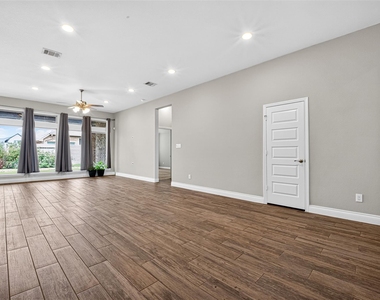 2232 Blackhawk Ridge Lane - Photo Thumbnail 6