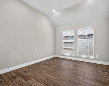 2232 Blackhawk Ridge Lane - Photo Thumbnail 12