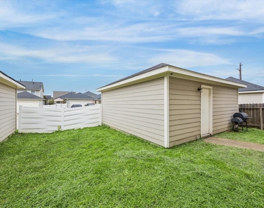 1609 Nichole Woods Drive - Photo Thumbnail 11