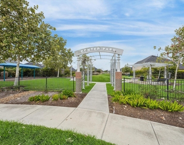 1609 Nichole Woods Drive - Photo Thumbnail 13