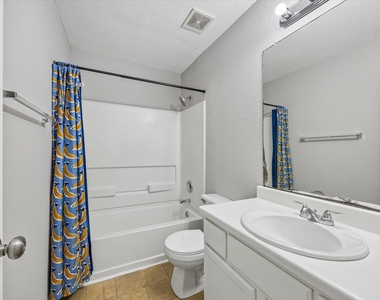 1609 Nichole Woods Drive - Photo Thumbnail 9