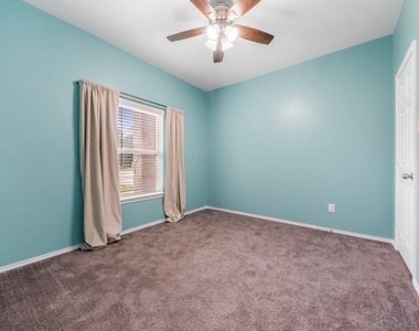 9850 Hunter Springs - Photo Thumbnail 23