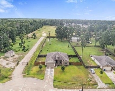 9850 Hunter Springs - Photo Thumbnail 29