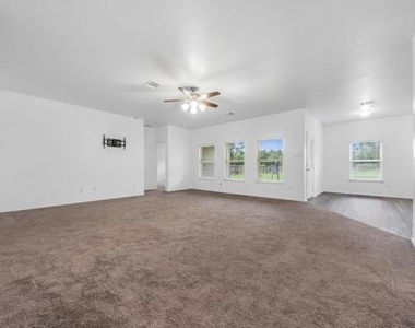 9850 Hunter Springs - Photo Thumbnail 15