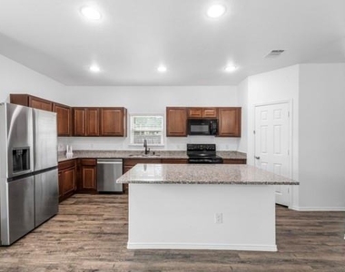 9850 Hunter Springs - Photo Thumbnail 7