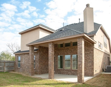 4902 Thunder Creek Lane - Photo Thumbnail 23